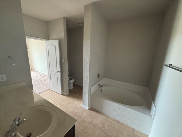 10636 Hartley Lane, Fort Worth, TX 76108