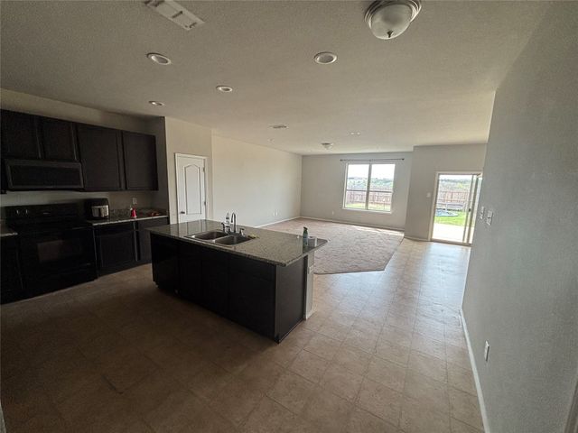 10636 Hartley Lane, Fort Worth, TX 76108