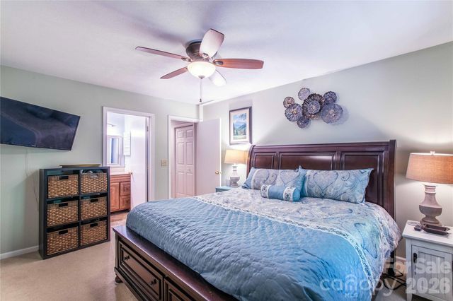 3A Cedarwood Drive, Asheville, NC 28