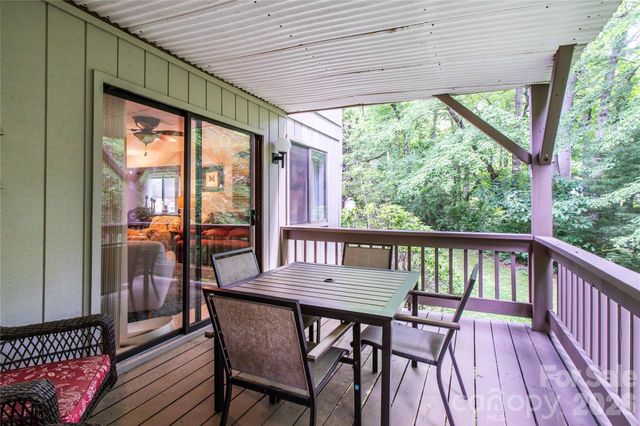 3A Cedarwood Drive, Asheville, NC 28