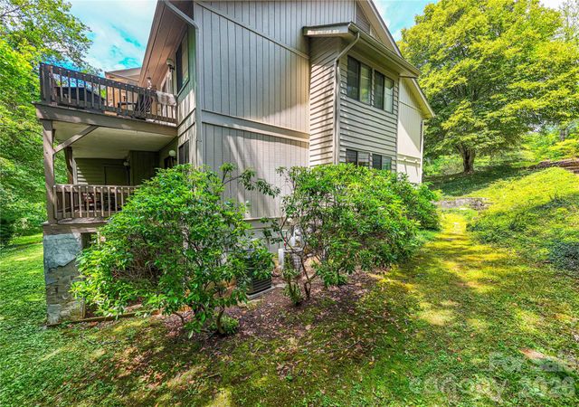 3A Cedarwood Drive, Asheville, NC 28