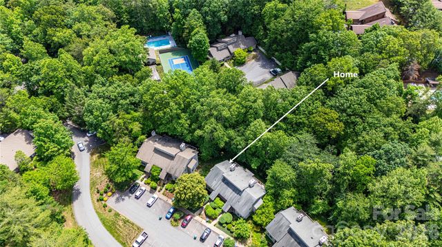 3A Cedarwood Drive, Asheville, NC 28