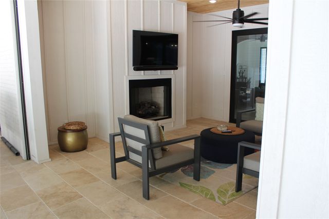 333 Renaissance Lane, Heath, TX 75032