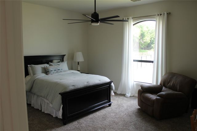 333 Renaissance Lane, Heath, TX 75032