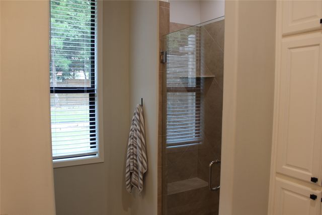 333 Renaissance Lane, Heath, TX 75032