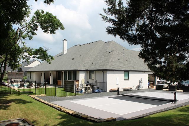 333 Renaissance Lane, Heath, TX 75032