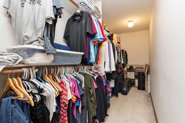 1501 NW Cedarwood Drive, Ankeny, IA 50023