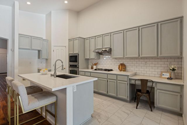 2217 Bearden St, Davis, CA 95618