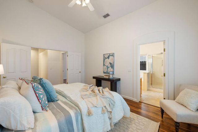 2217 Bearden St, Davis, CA 95618