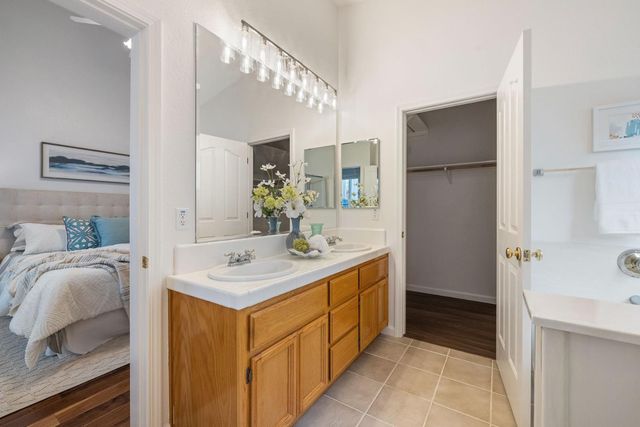 2217 Bearden St, Davis, CA 95618