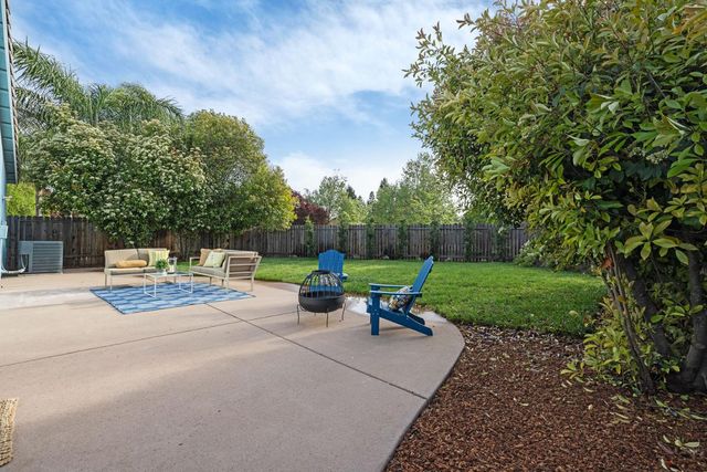 2217 Bearden St, Davis, CA 95618