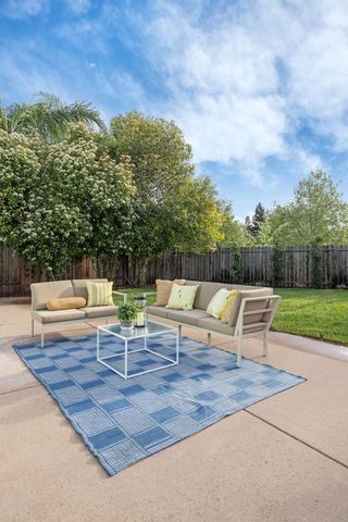 2217 Bearden St, Davis, CA 95618