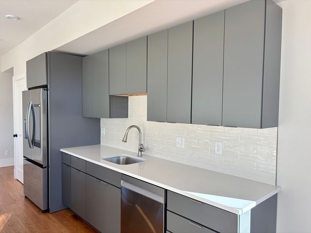 421 High St TH308, Medford, MA 02155