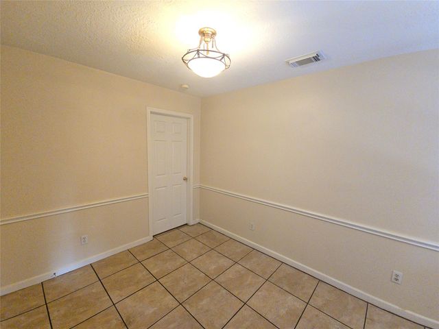 409 Commerce Street, Tomball, TX 77375