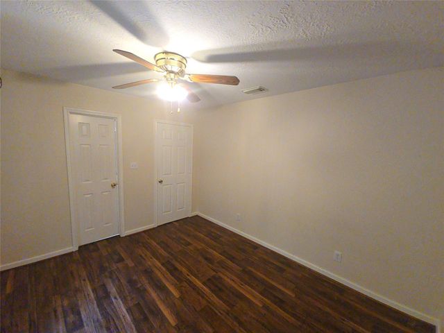 409 Commerce Street, Tomball, TX 77375