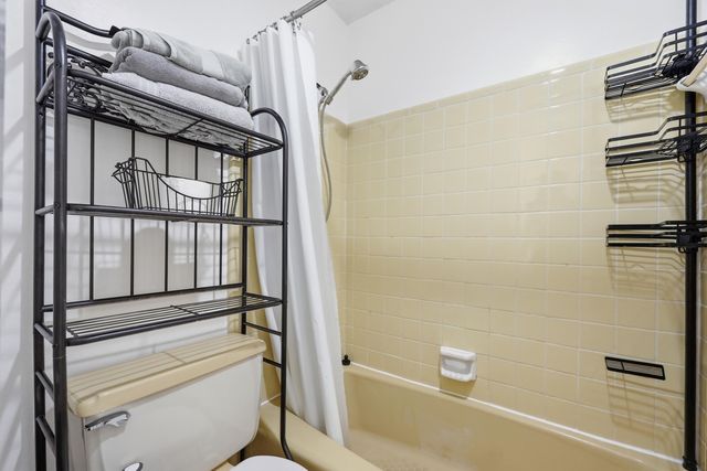 374 NW Makron Drive, Fort Walton Beach, FL 32548