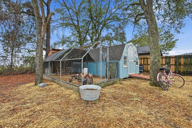 374 NW Makron Drive, Fort Walton Beach, FL 32548