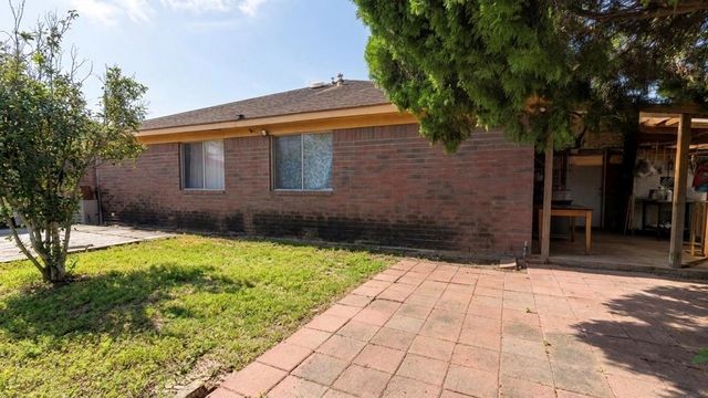 6330 Southwood Court S, Houston, TX 77035