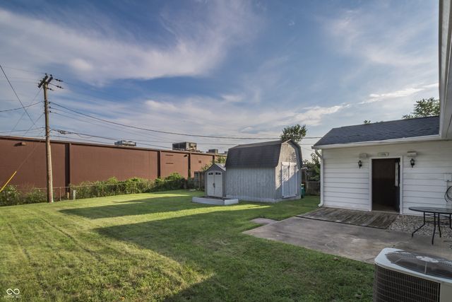1913 Hawthorne Drive, Plainfield, IN 46168