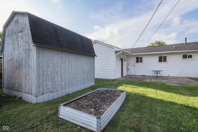 1913 Hawthorne Drive, Plainfield, IN 46168
