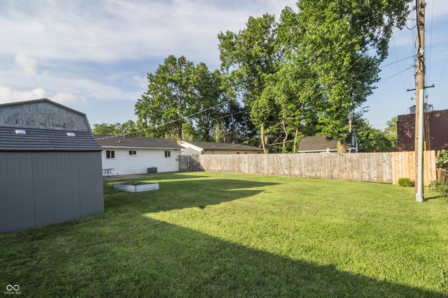 1913 Hawthorne Drive, Plainfield, IN 46168