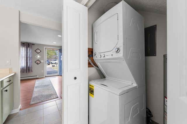 55 Lakewood Pines Rd Unit 9, Bristol, NH 03222