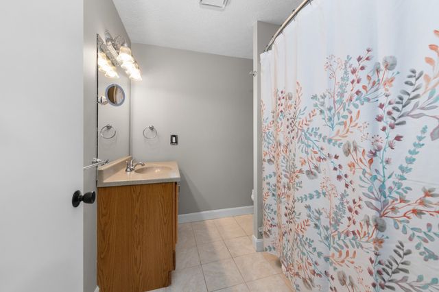 55 Lakewood Pines Rd Unit 9, Bristol, NH 03222