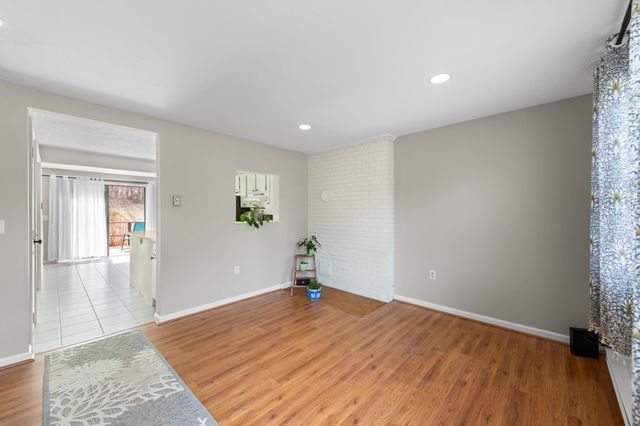 55 Lakewood Pines Rd Unit 9, Bristol, NH 03222