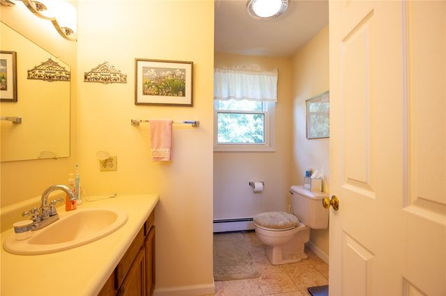 125 Main Street, Lincoln, RI 02802