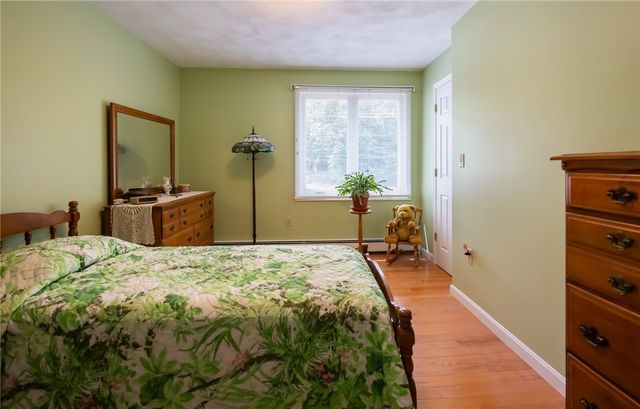 125 Main Street, Lincoln, RI 02802