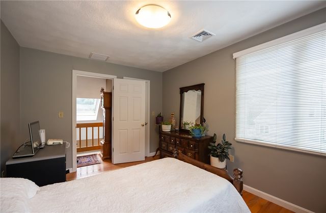 125 Main Street, Lincoln, RI 02802