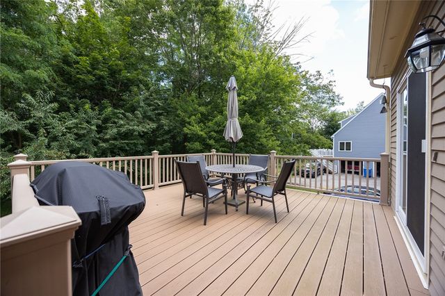 125 Main Street, Lincoln, RI 02802