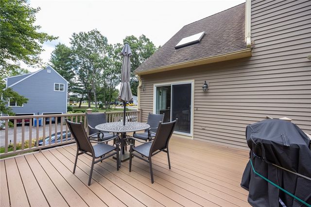 125 Main Street, Lincoln, RI 02802