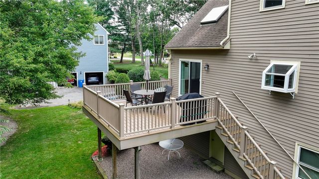 125 Main Street, Lincoln, RI 02802