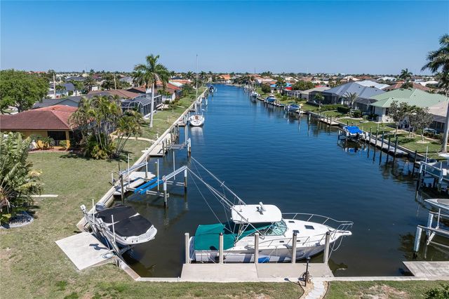 308 COLONY POINT DRIVE, Punta Gorda, FL 33950