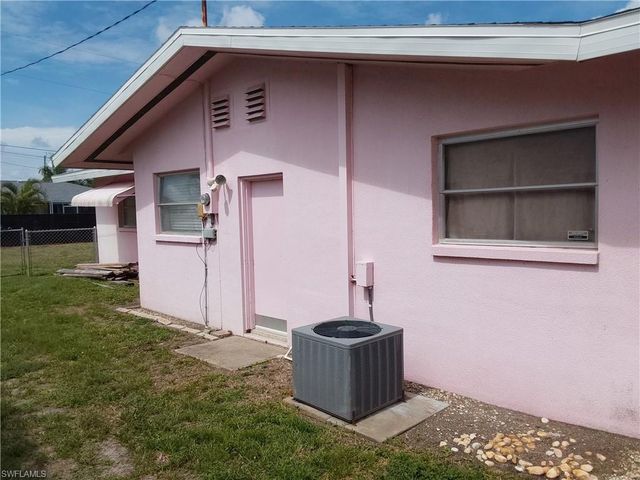 525 Coral DR, Cape Coral, FL 33904