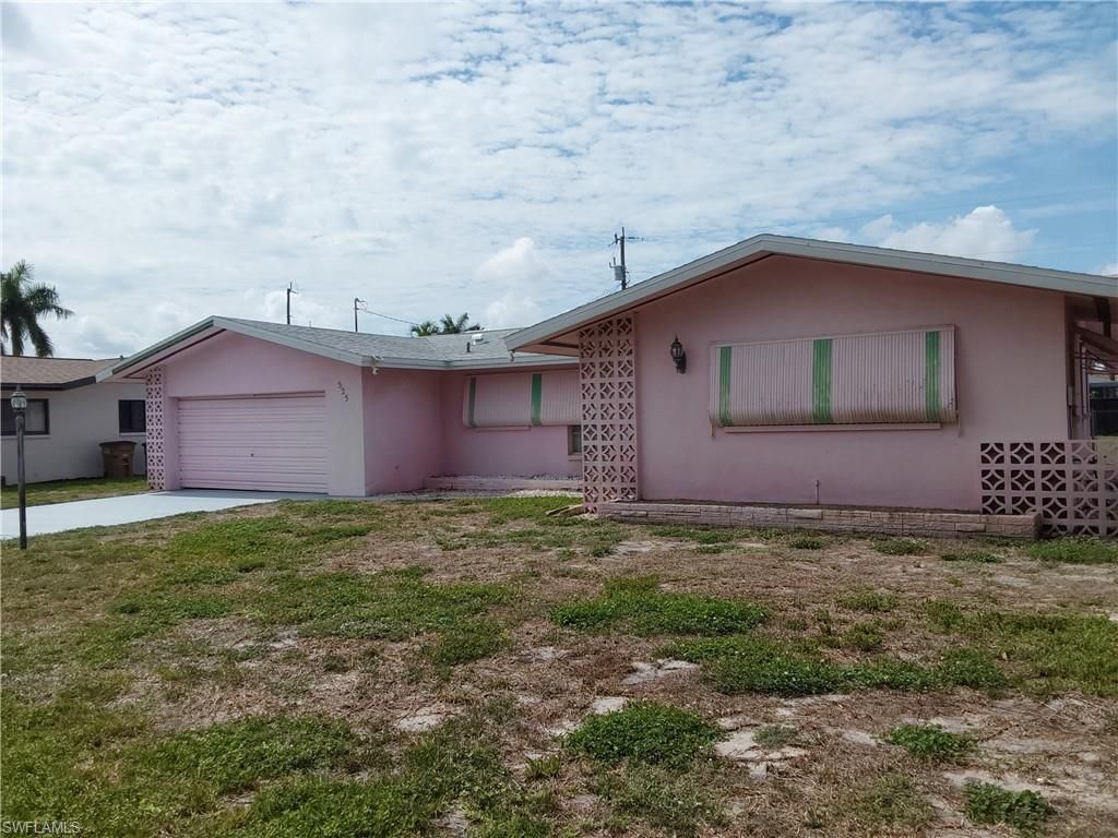525 Coral DR, Cape Coral, FL 33904
