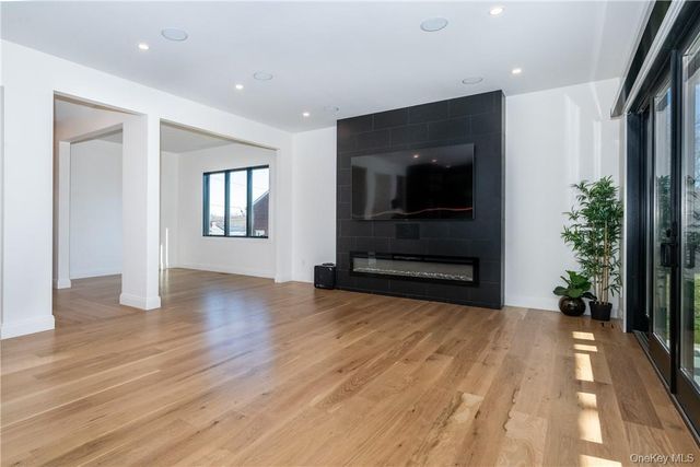 23 Poplar Street, Elmsford, NY 10523