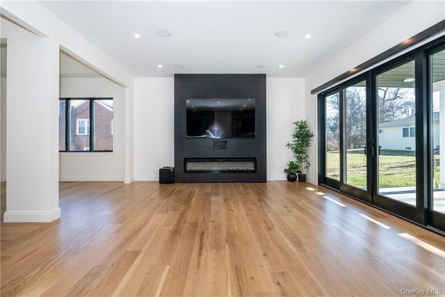 23 Poplar Street, Elmsford, NY 10523