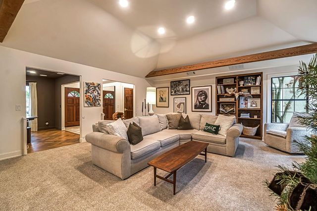 3837 W Fir Avenue, Fresno, CA 93711