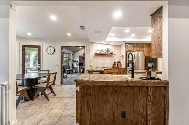 3837 W Fir Avenue, Fresno, CA 93711