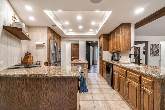 3837 W Fir Avenue, Fresno, CA 93711