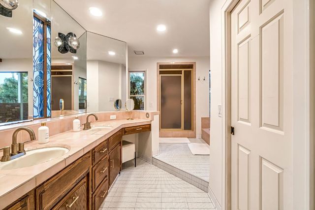 3837 W Fir Avenue, Fresno, CA 93711