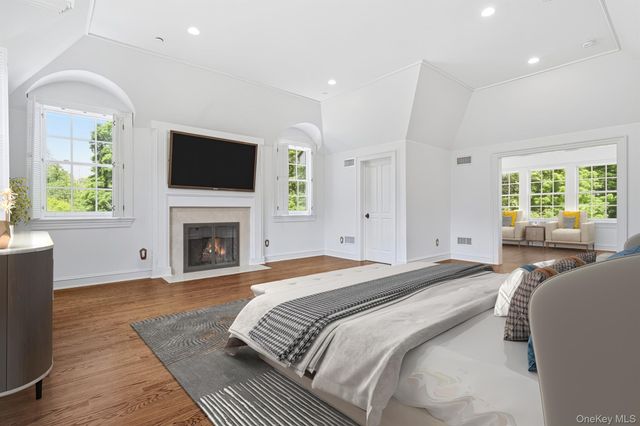 2 Heathcote Drive, Mount Kisco, NY 10549