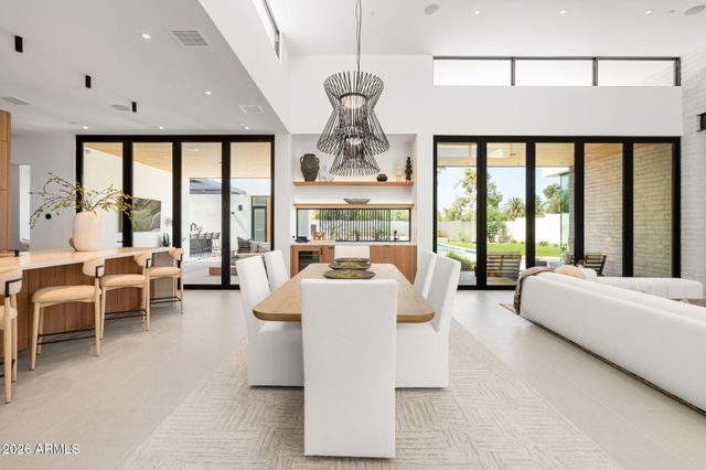 8618 E IRISH HUNTER Trail, Scottsdale, AZ 85258