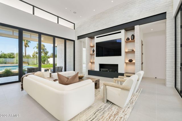 8618 E IRISH HUNTER Trail, Scottsdale, AZ 85258