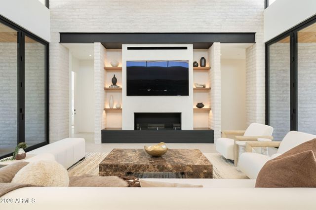 8618 E IRISH HUNTER Trail, Scottsdale, AZ 85258