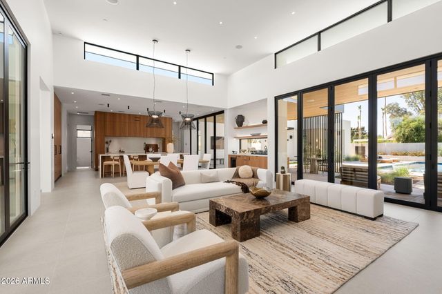 8618 E IRISH HUNTER Trail, Scottsdale, AZ 85258