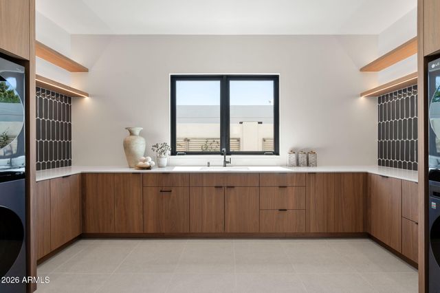 8618 E IRISH HUNTER Trail, Scottsdale, AZ 85258