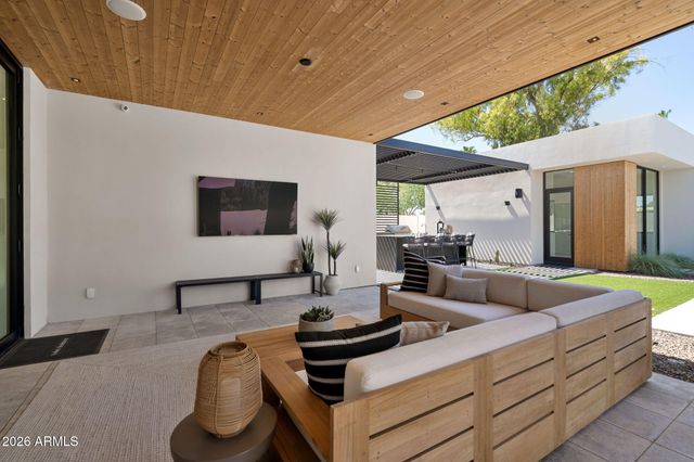 8618 E IRISH HUNTER Trail, Scottsdale, AZ 85258